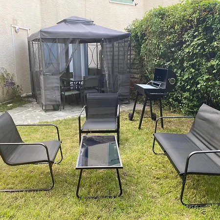 Des Lys Blanches Ferienhaus Cergy